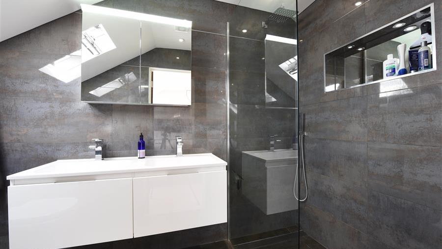 En-Suite Shower Room