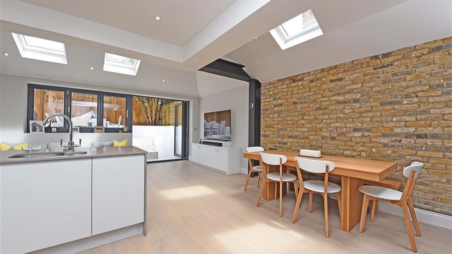 Kitchen/Dining Room