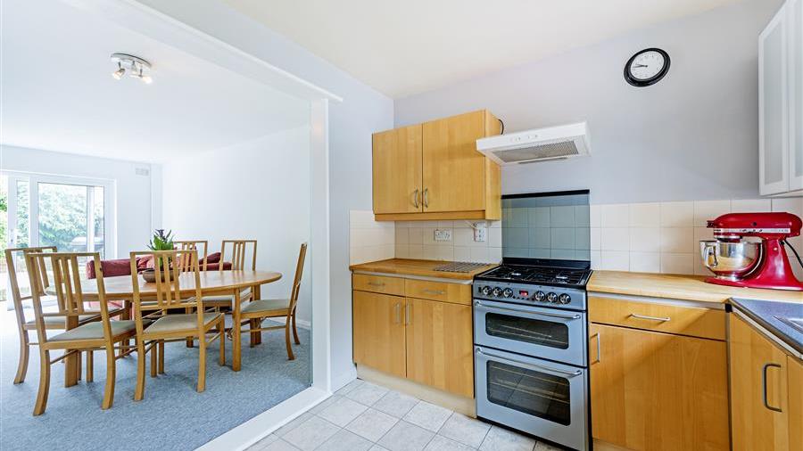 Kitchen/Breakfast Room