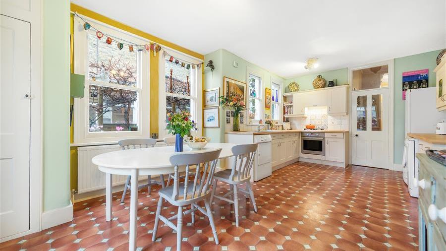 Kitchen/Breakfast Room