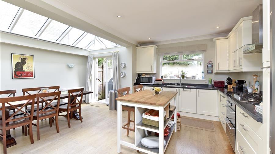 Kitchen/Dining Room