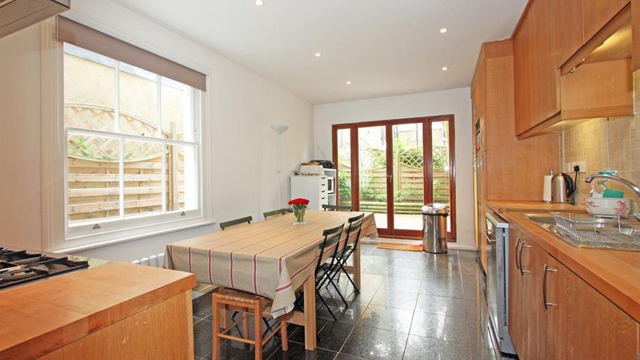 Kitchen/Dining Room