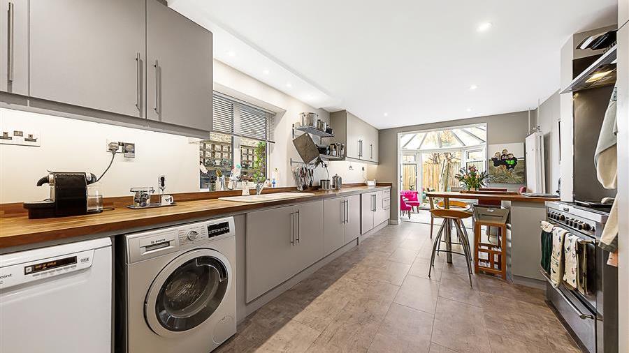 Kitchen/Breakfast Room