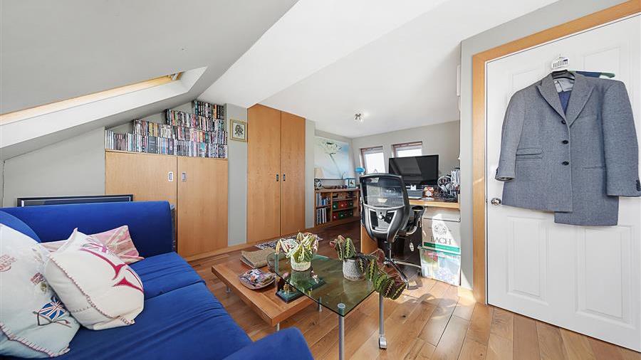 Fifth Bedroom