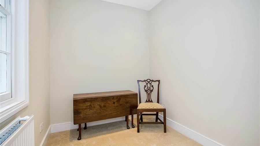 Sixth Bedroom