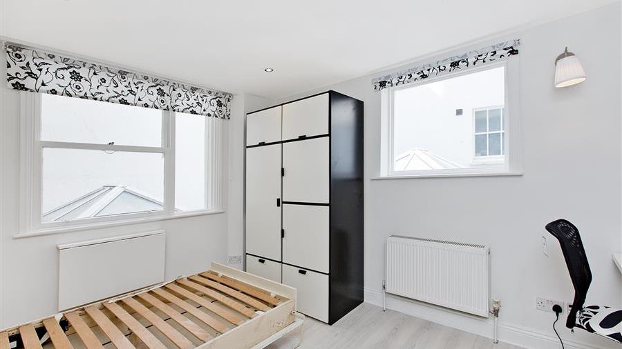 Studio Room