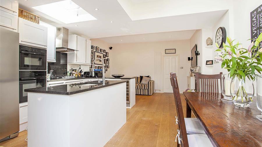 Kitchen/Family Room