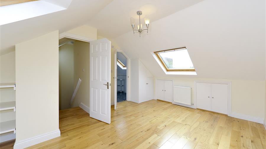 Sixth Bedroom