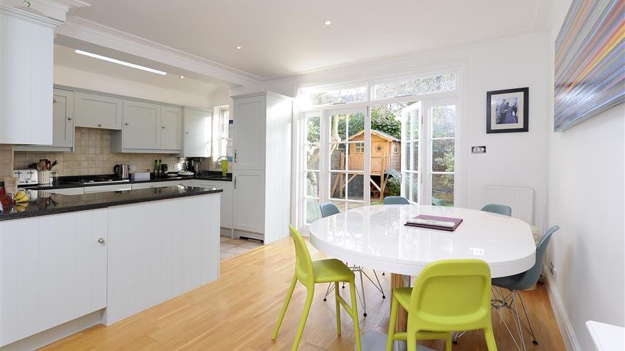 Kitchen/Dining Room