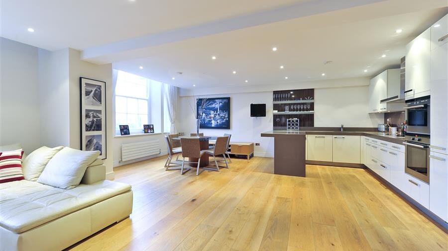 Kitchen/Family Room