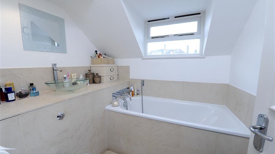 En-Suite Bathroom