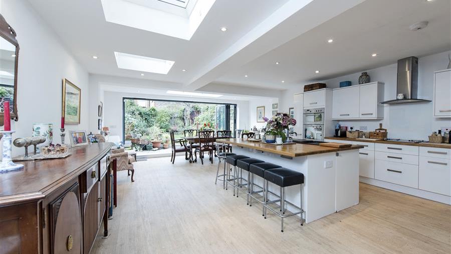 Kitchen/Dining Room