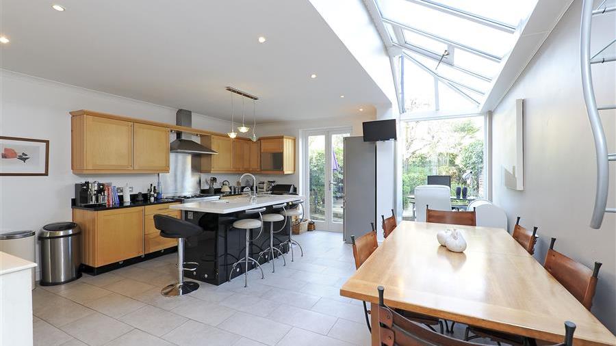 Kitchen/Dining Room