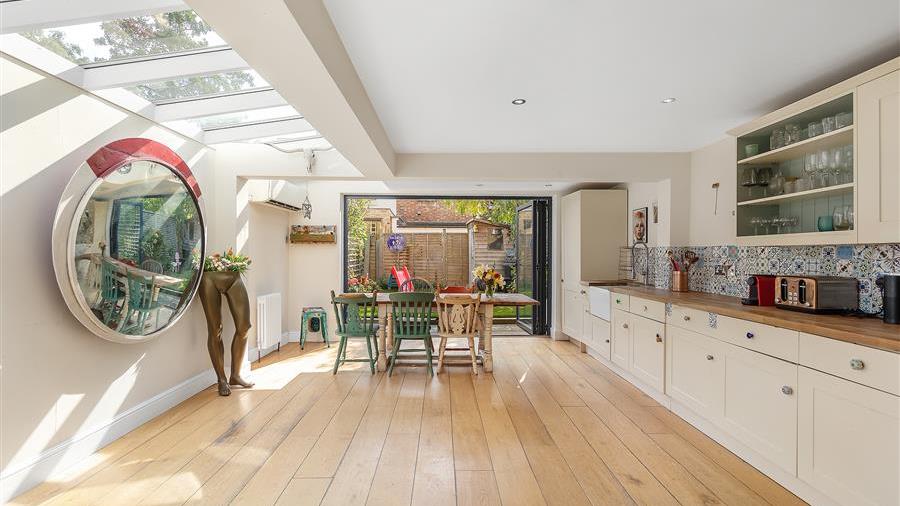 Kitchen/Dining Room