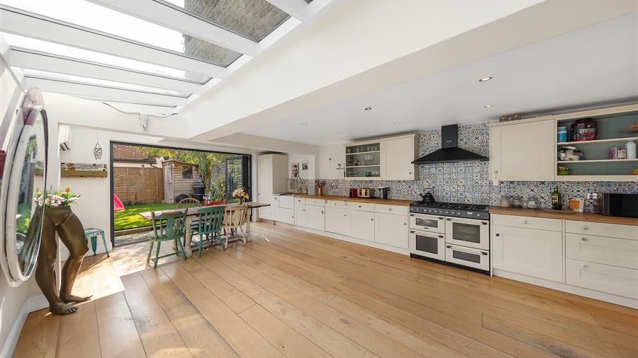 Kitchen/Dining Room