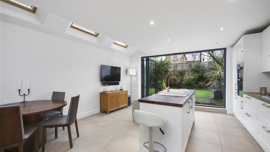 Kitchen/Breakfast Room