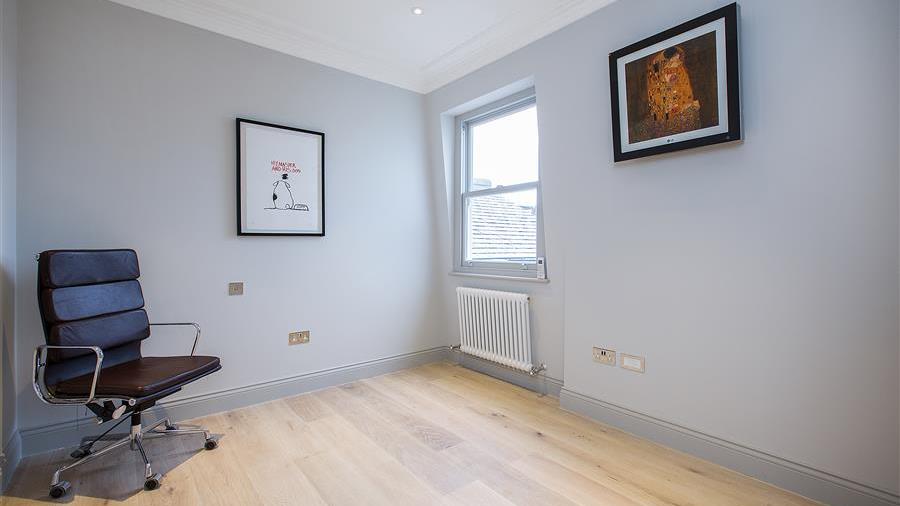 Sixth Bedroom