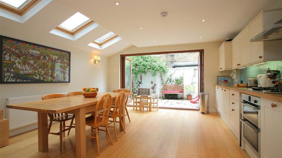 Kitchen/Dining Room