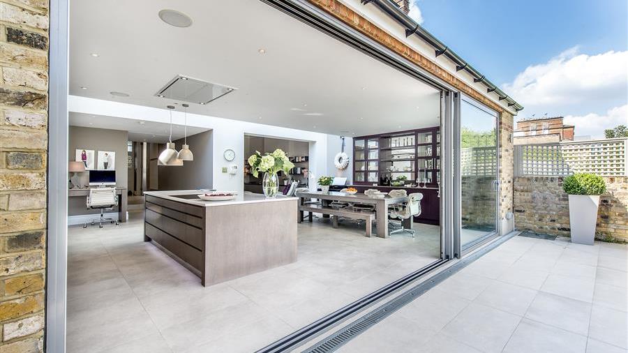 Kitchen/Dining Room