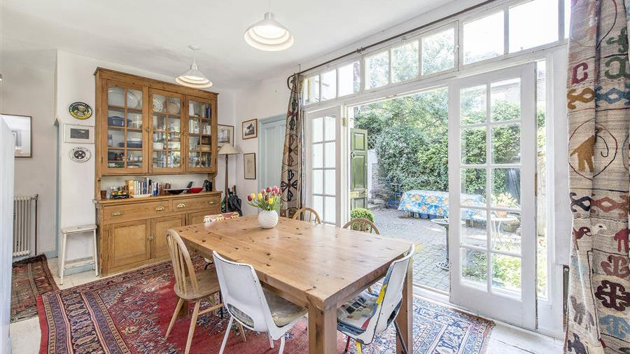 Kitchen/Dining Room