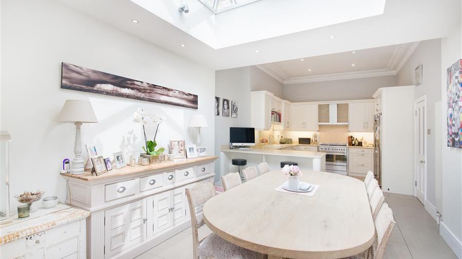 Kitchen/Dining Room