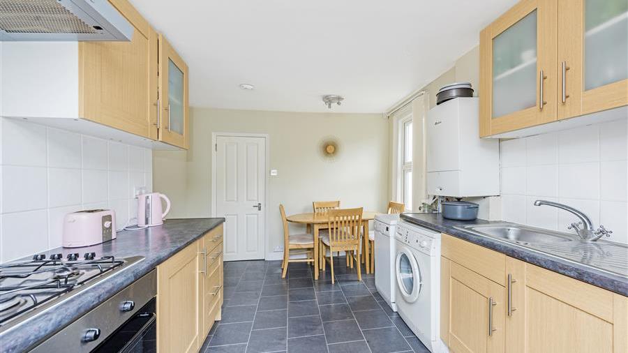 Kitchen/Breakfast Room