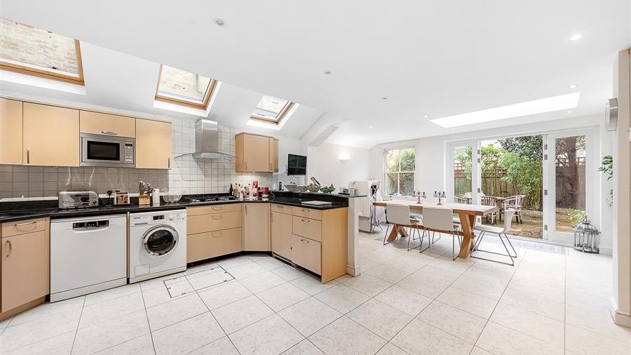 Kitchen/Dining Room