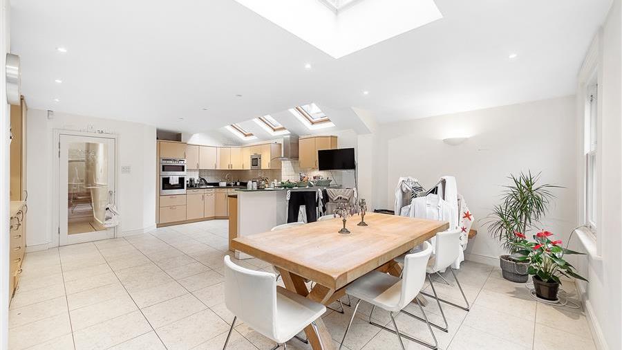 Kitchen/Dining Room