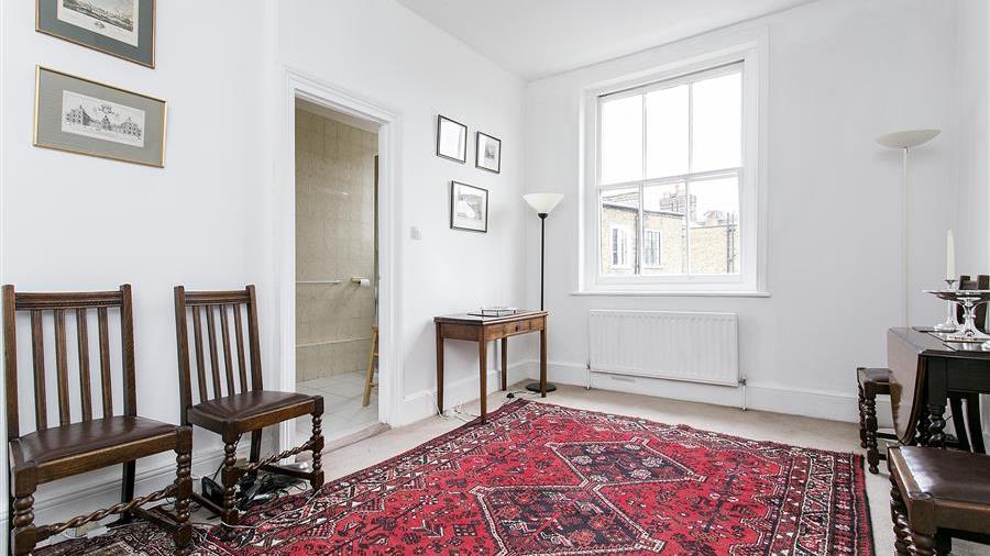 Studio Room