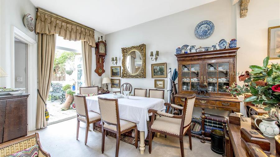 Reception Room