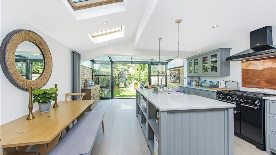 Kitchen/Breakfast Room