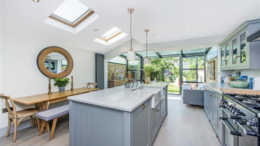 Kitchen/Breakfast Room