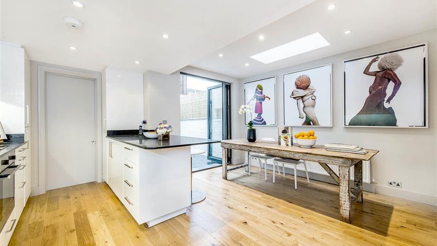 Kitchen/Dining Room