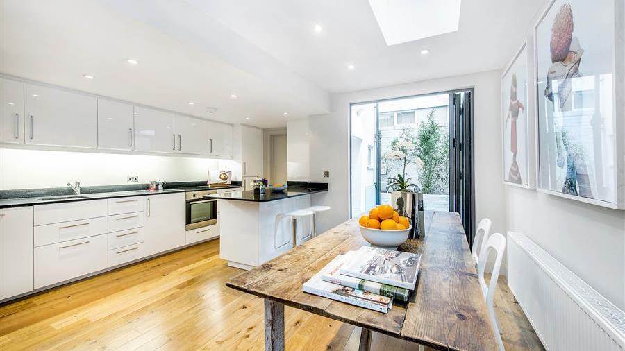 Kitchen/Dining Room