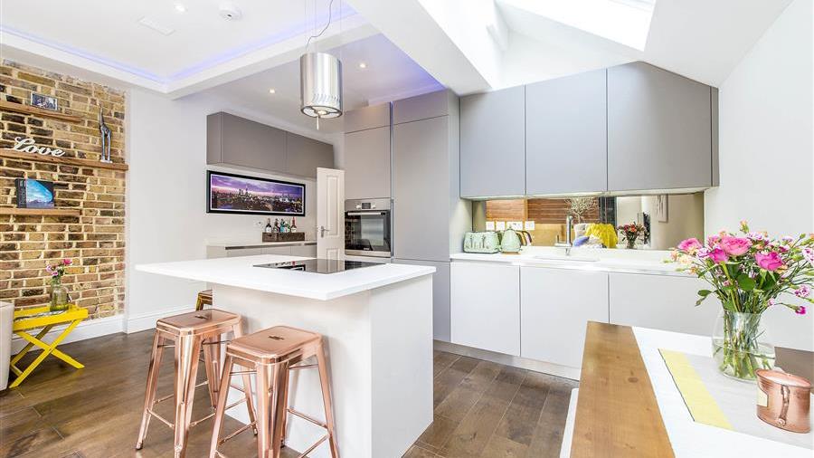 Kitchen/Dining Room