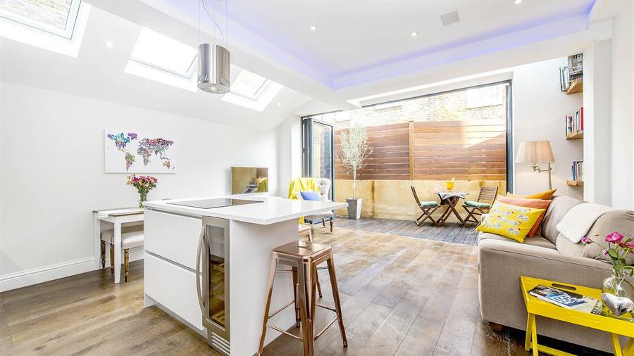 Kitchen/Dining Room