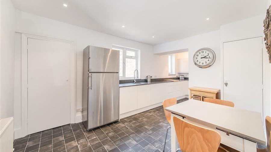 Kitchen/Breakfast Room