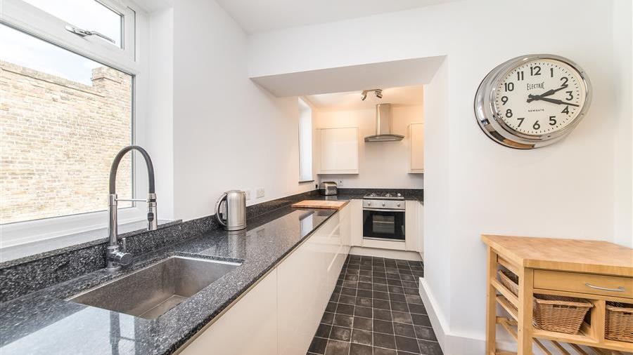 Kitchen/Breakfast Room