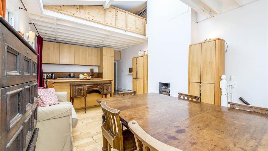 Kitchen/Dining Room