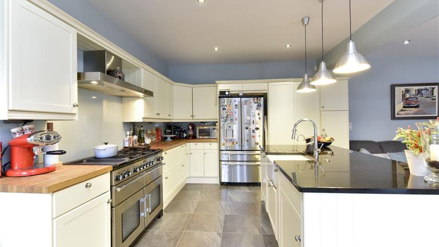 Kitchen/Breakfast Room