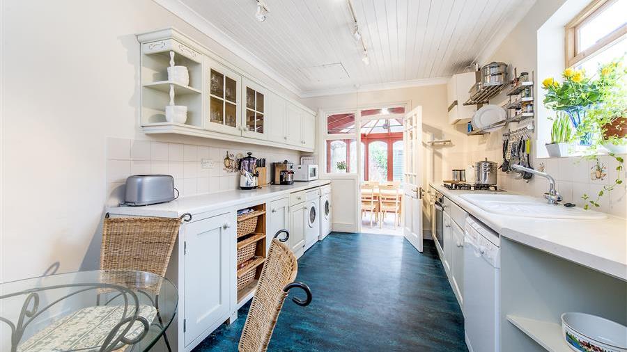 Kitchen/Breakfast Room