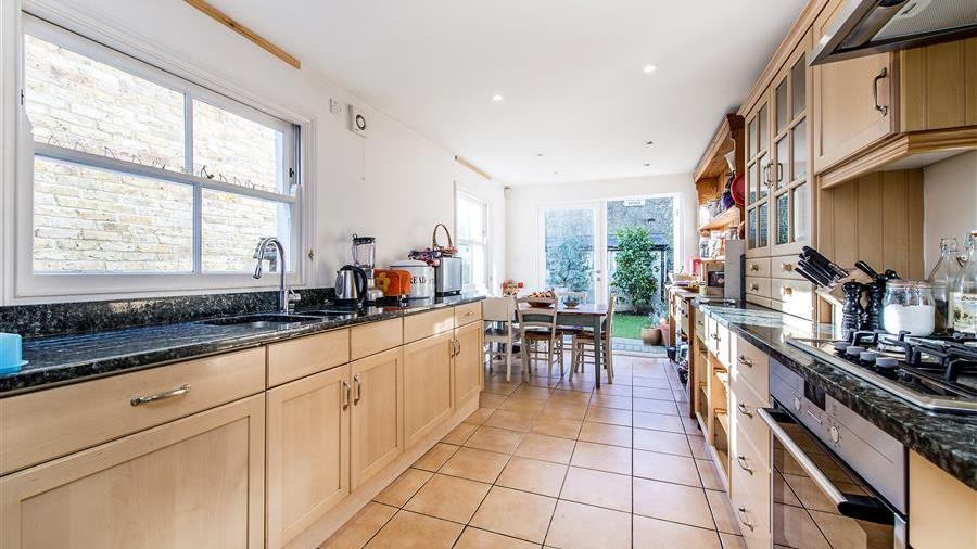 Kitchen/Breakfast Room