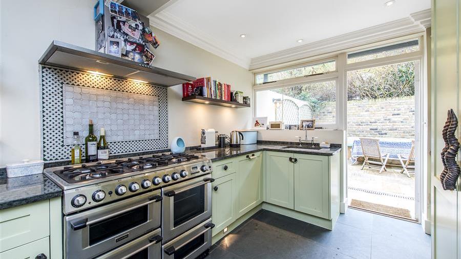 Kitchen/Breakfast Room