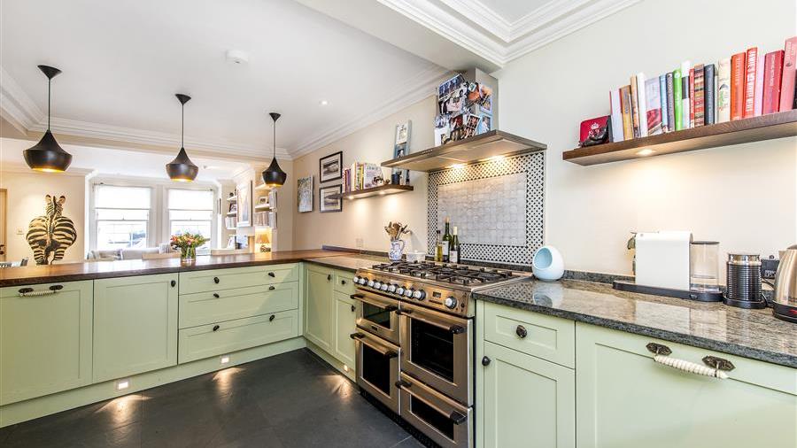 Kitchen/Breakfast Room