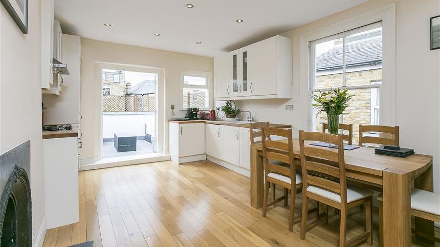 Kitchen/Dining Room