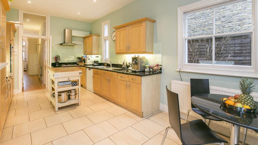 Kitchen/Dining Room