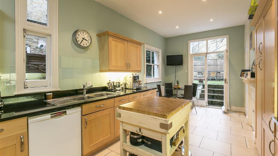Kitchen/Dining Room