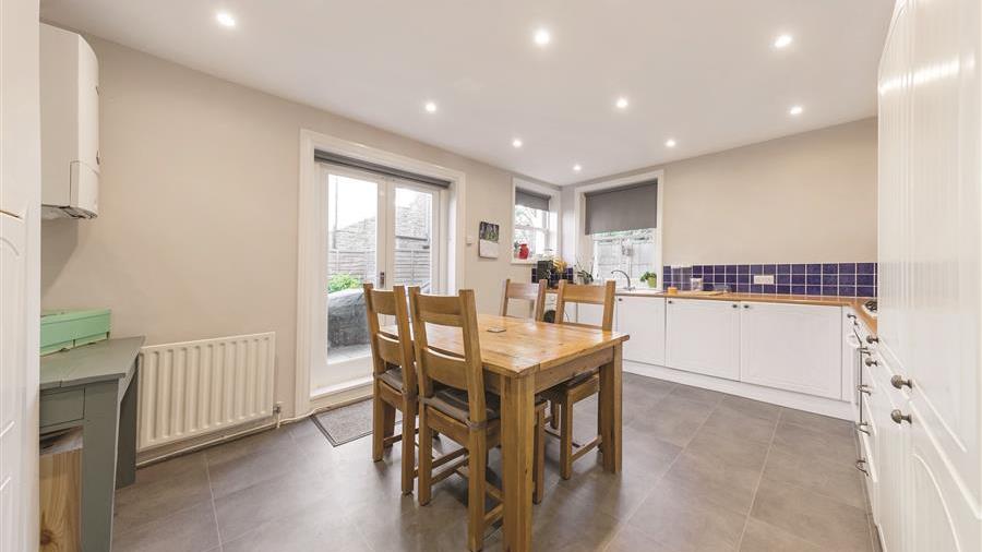 Kitchen/Breakfast Room