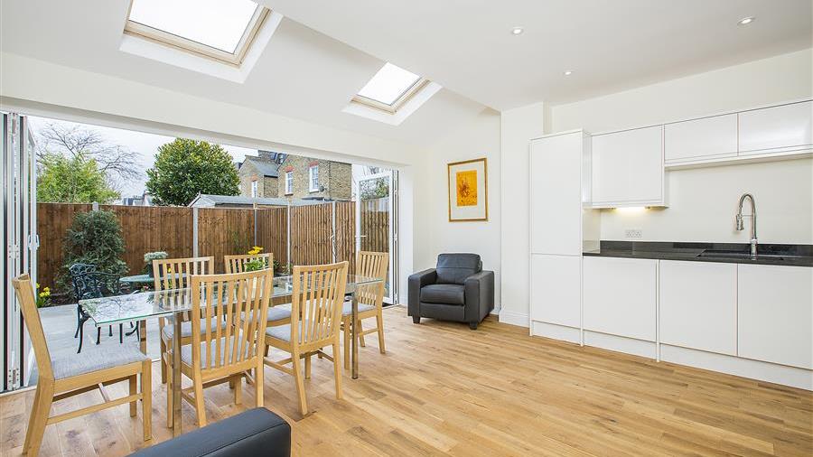 Kitchen/Breakfast Room