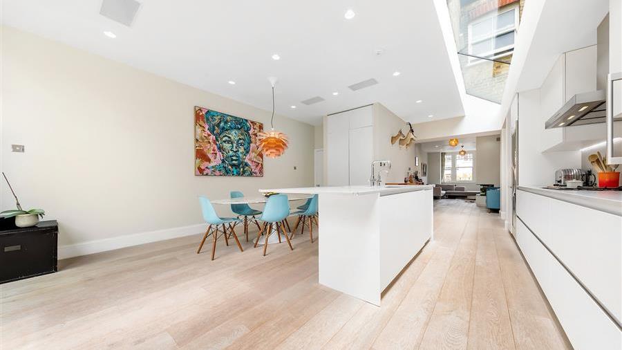 Kitchen/Dining Room
